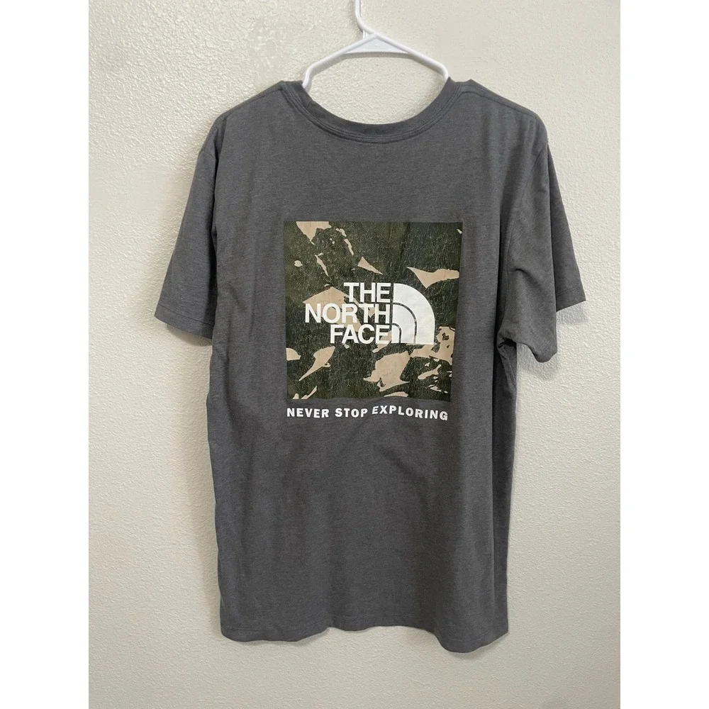 The North Face T-Shirt Mens Large Gray Excellent Camo Box Logo Graphic Tee